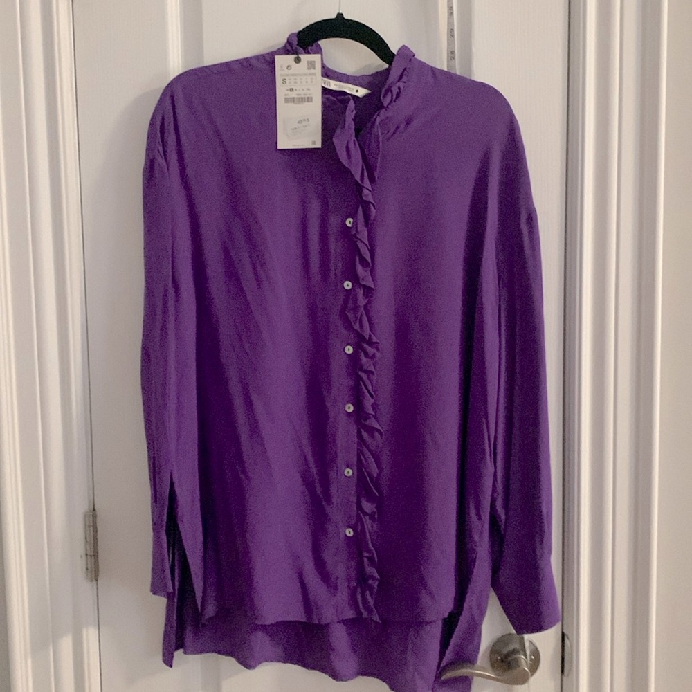 NWT Zara Ruffle Top